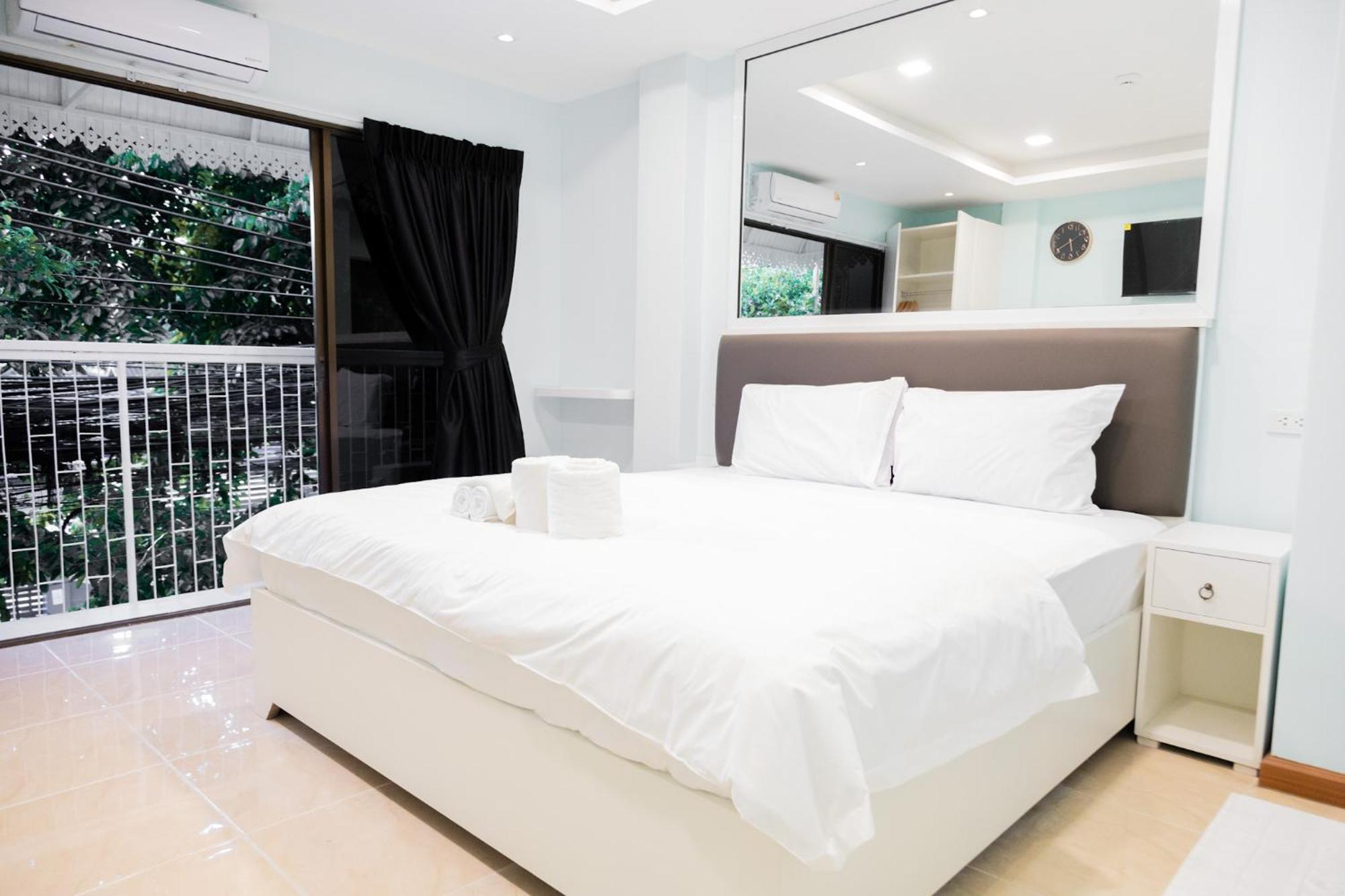 Cozy Stay Inn バンコク都 エクステリア 写真