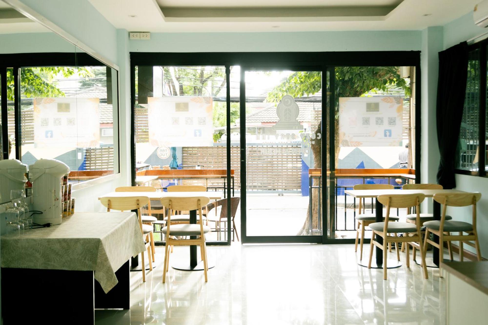 Cozy Stay Inn バンコク都 エクステリア 写真