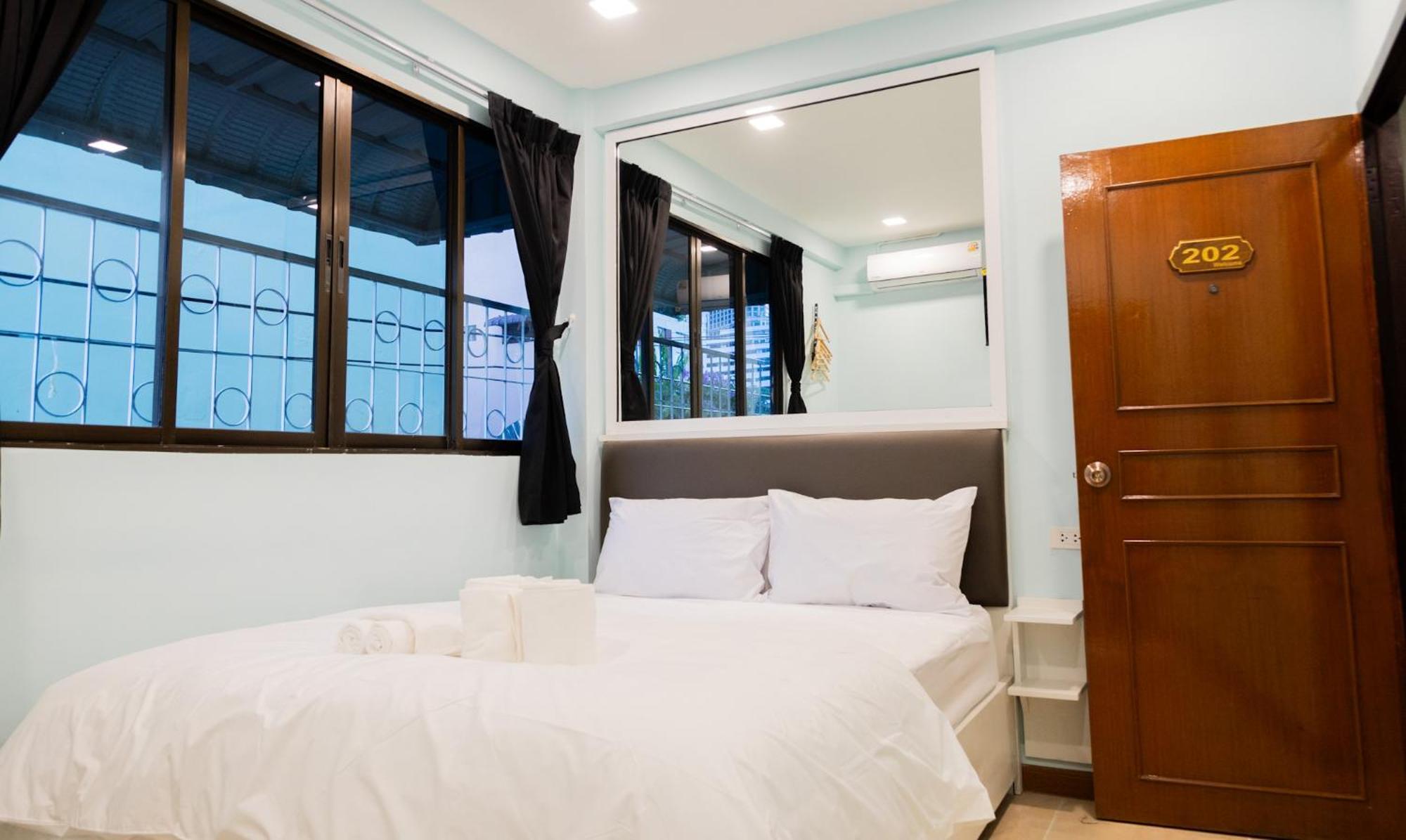 Cozy Stay Inn バンコク都 エクステリア 写真